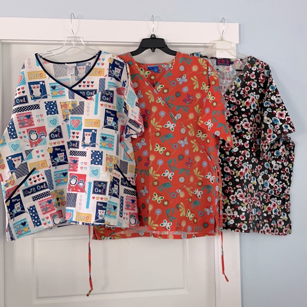 3 used scrub tops